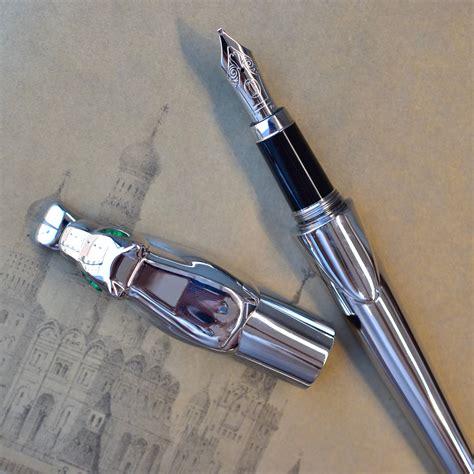 cartier panthere fountainpen|Panthère de Cartier pen.